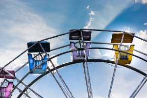 Colorful-ferris-wheel