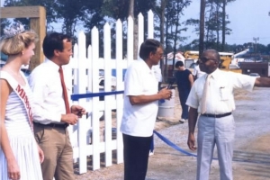 1989-Ribbon-cutting-Watkins